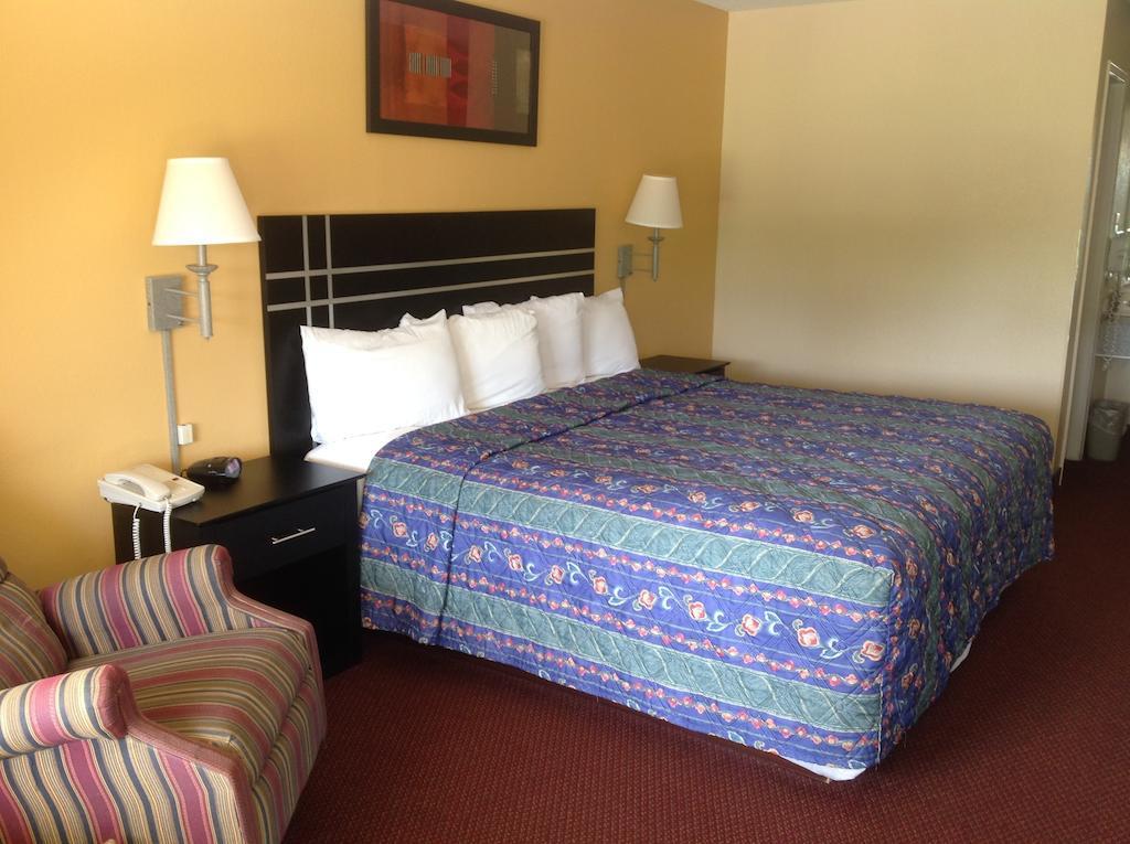Wharton Countryside Inn الغرفة الصورة
